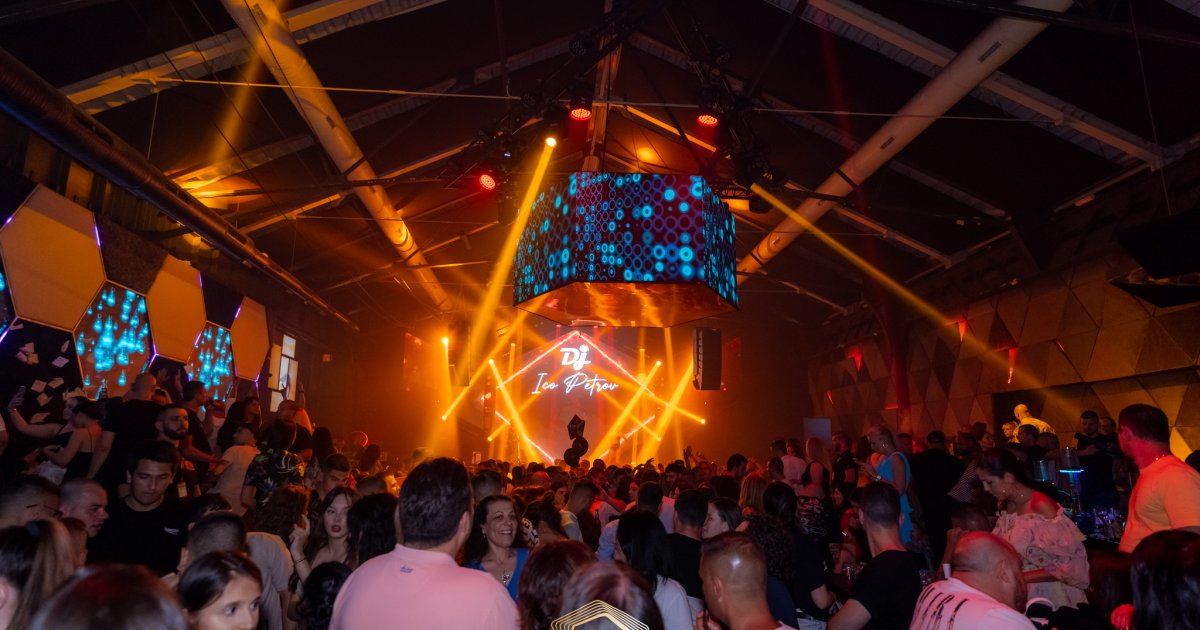 Azis | DOCK 5 Night Club
