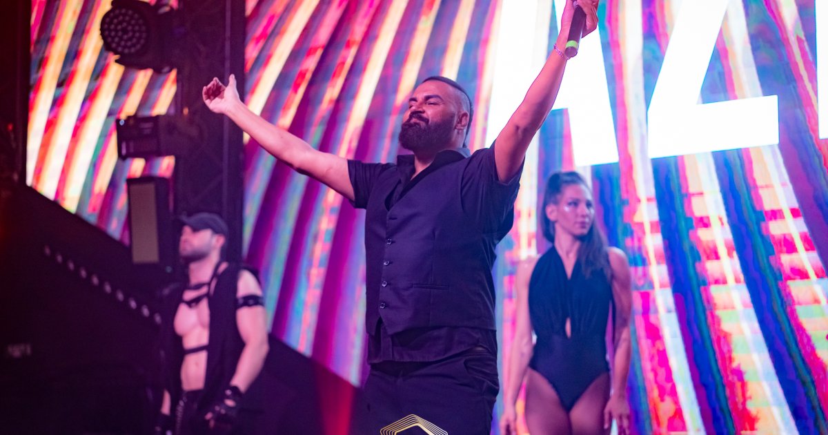 Azis | DOCK 5 Night Club