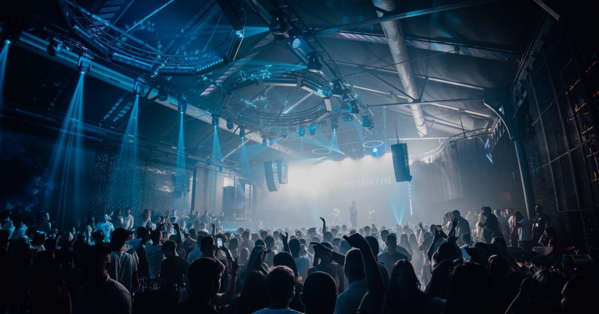 НОВИЯТ DOCK 5 Night Club